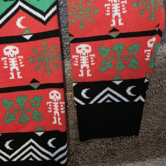 Phoebe Bridgers Limited 1/1000 Punisher Christmas Sweater Size Small - Picture 6 of 9